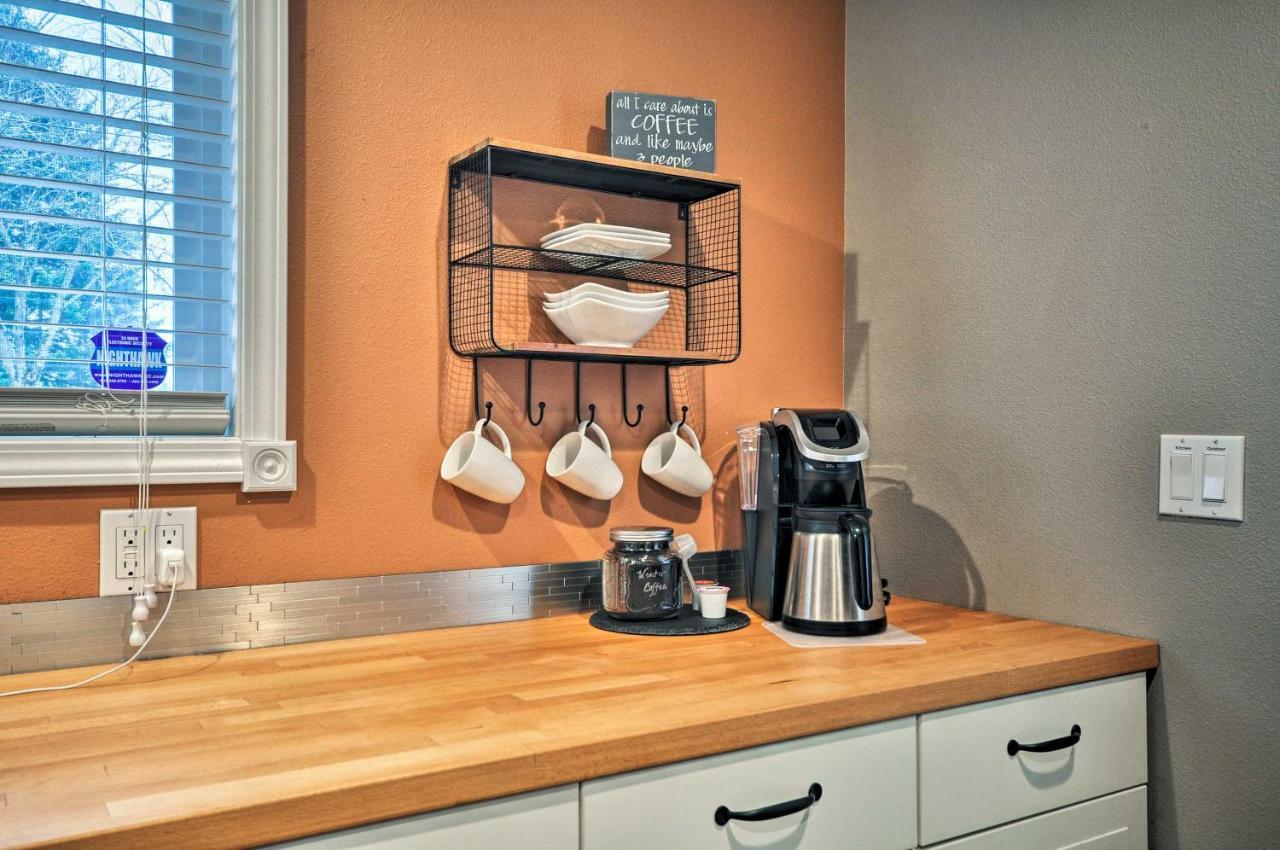 Boring Cute And Cozy Pdx Area Townhouse 31 Mi To Mt Hood!ヴィラ エクステリア 写真